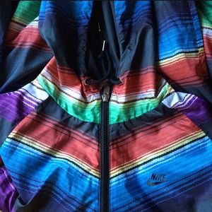 Nike wind breaker