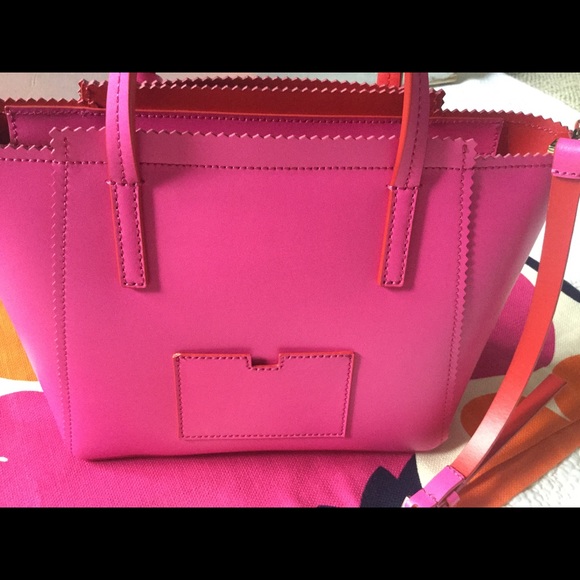 🆕Listing Kate Spade Cross body tote - Picture 2 of 4
