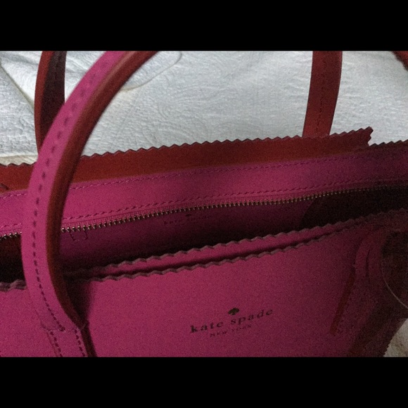🆕Listing Kate Spade Cross body tote - Picture 4 of 4