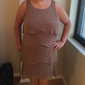 Pretty dress with tube beads