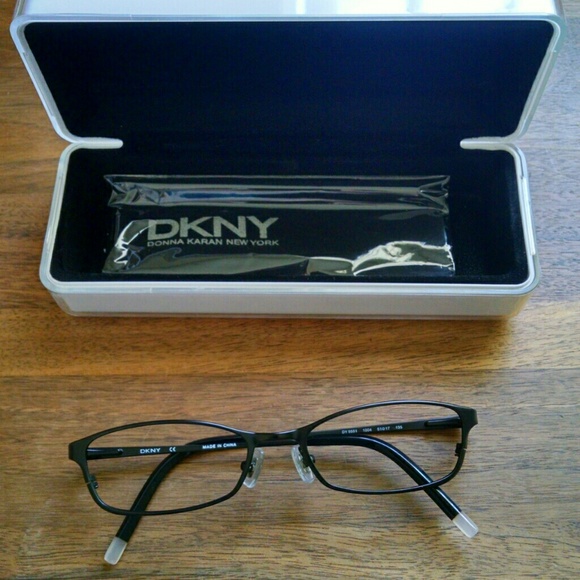 NWOT DKNY Eyeglass Frames- DY 5551 Black