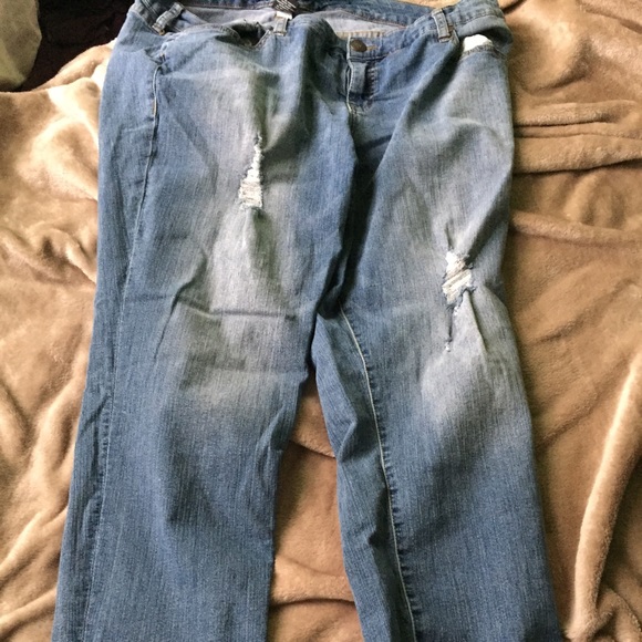 EUC Destructed Light Wash Torrid Jeans