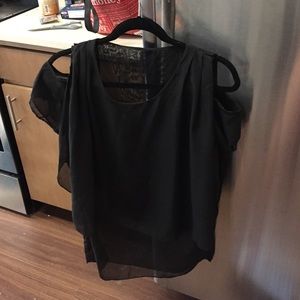 Black shoulder cut out chiffon blouse