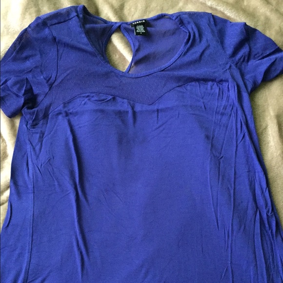 Blue top with sweetheart lace neckline!