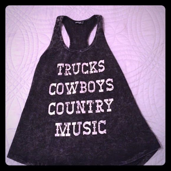 Fun tank for country concert