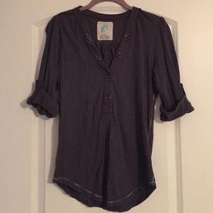 Grey Long-Sleeved Top