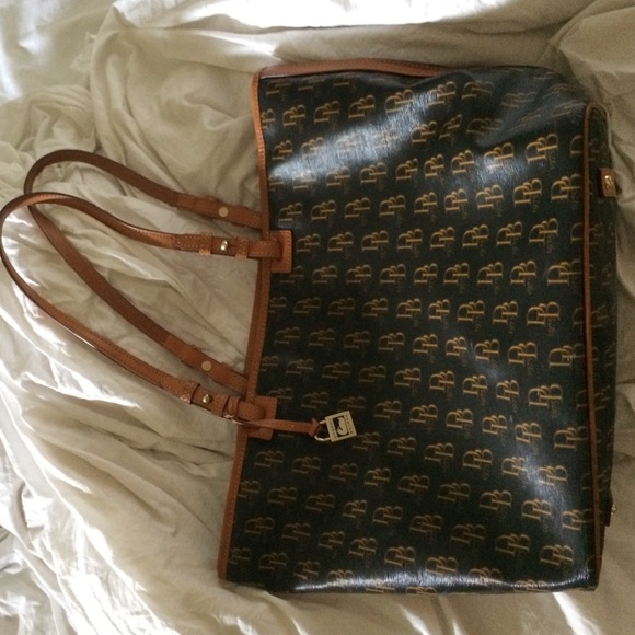 Dooney and Bourke Signature tote bag