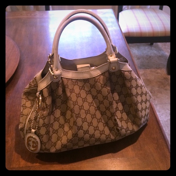 Gucci Handbags - Gucci Sukey Medium Canvas Tote