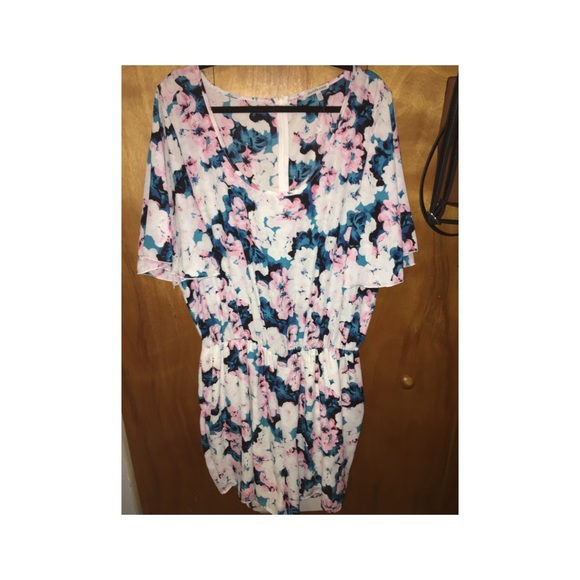 Charlotte Russe Dresses & Skirts - Beautiful Floral Romper