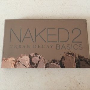 New NAKED 2 urban Decay eyeshadow palette
