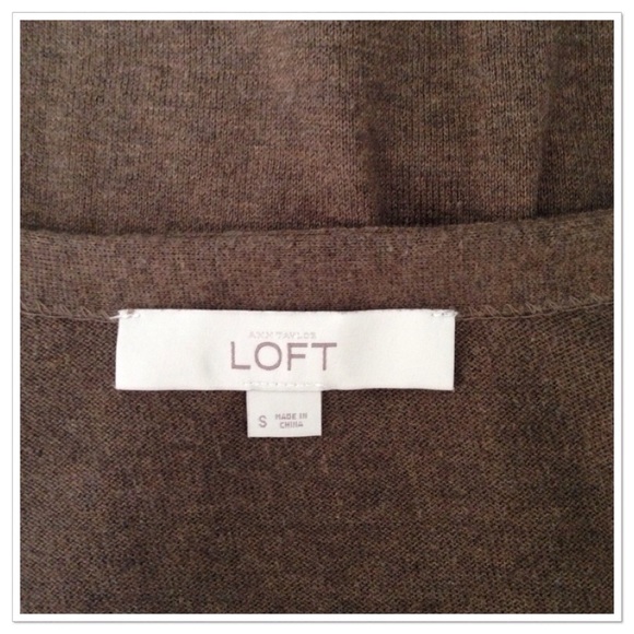 Ann Taylor LOFT brown lightweight cardigan. - Picture 4 of 4