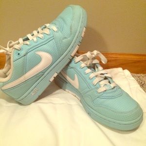 Nike shoes- Baby Blue cloth finish Size 7