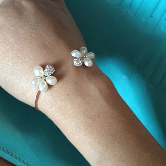 So Good Bracelet with Pearl