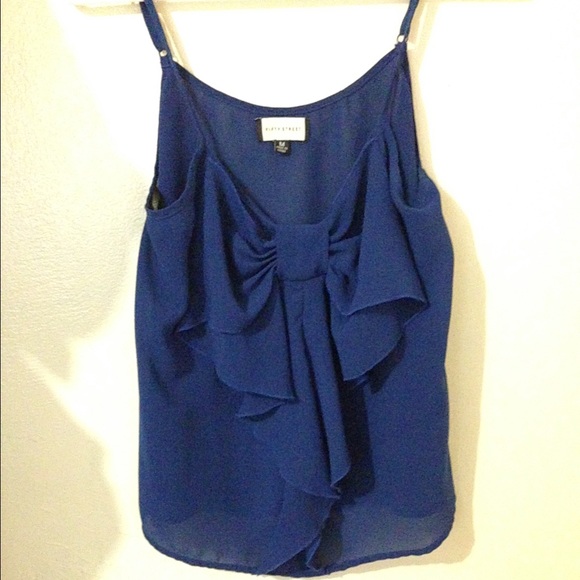 Navy blue top