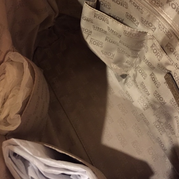 🆕Michael Kors woven fabric & gold leather bag NWT - Picture 4 of 4