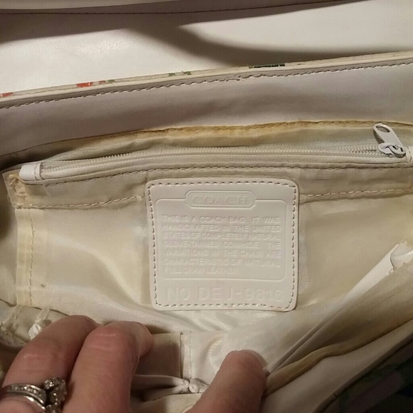 Purse - Picture 4 of 4