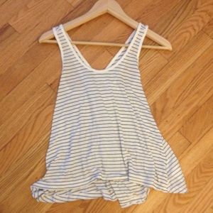GAP loose tank with crossed back