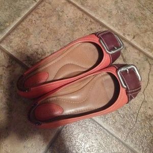 Fossil, Orange and brown leather flats