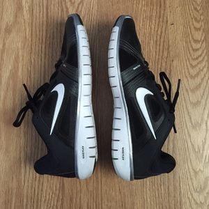 Nike Move Fit Cross Training Shoe