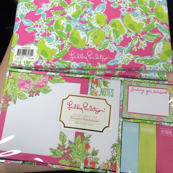 Lilly Pulitzer Other - Lilly sticky note set - pink lemonade