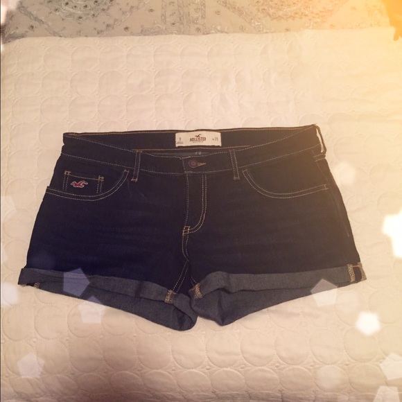 Cute Hollister Denim Shorts