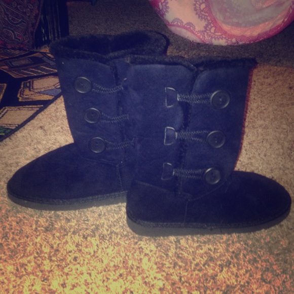 Regular Black Boots