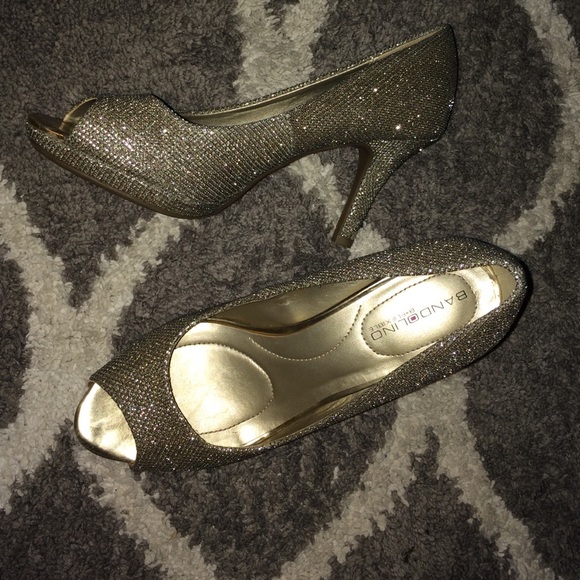 Macys, Bandolino Platform Pumps ✨