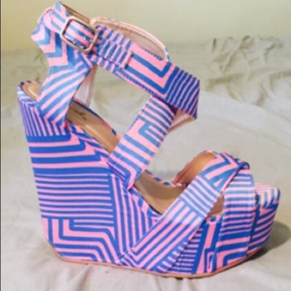Summer Wedges - Picture 1 of 1