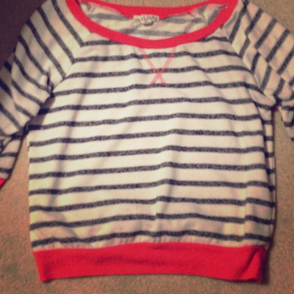 Perfect condition Sweater!!! SUPER CUTE 🎀🎀🎀