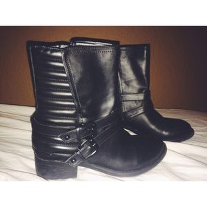 🔸SOLD 🔸Wanted Black Booties