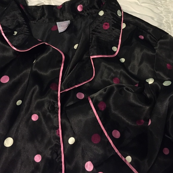 PJ's - Picture 3 of 4