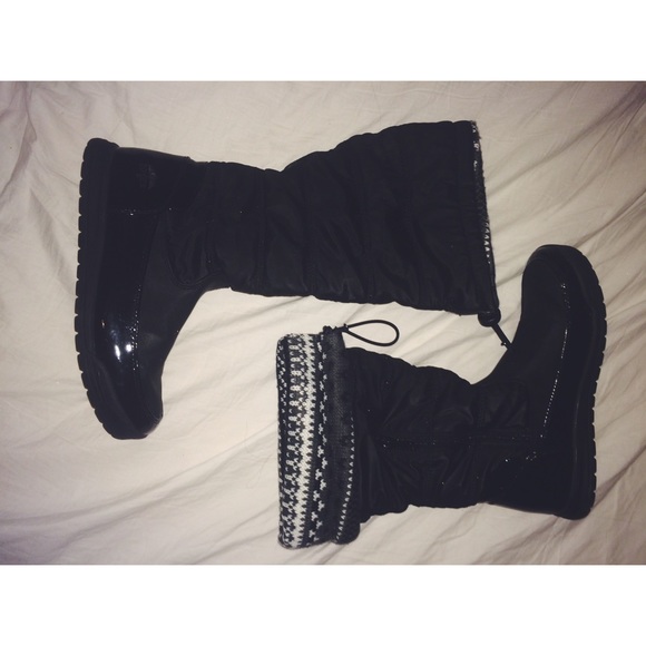 Totes Snow Boots