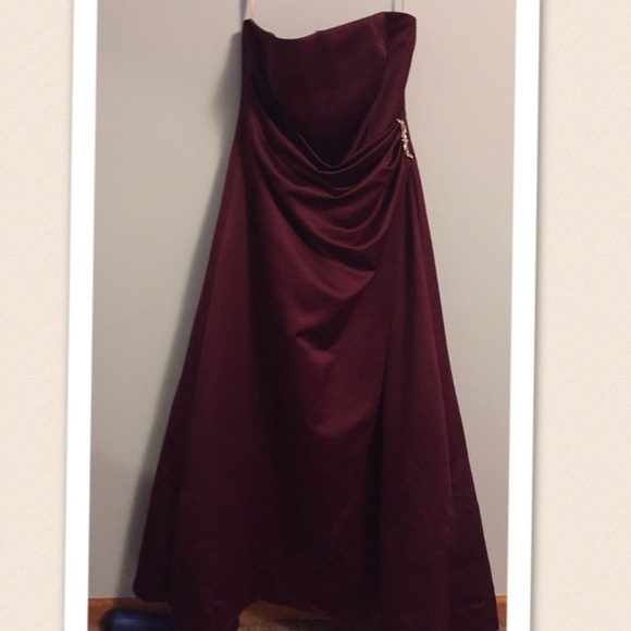 David's bridal dress