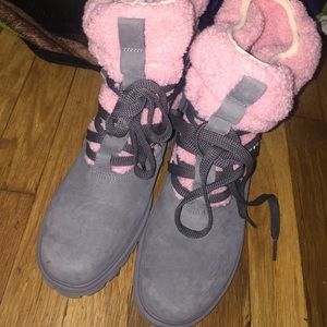 Furry top timberlands