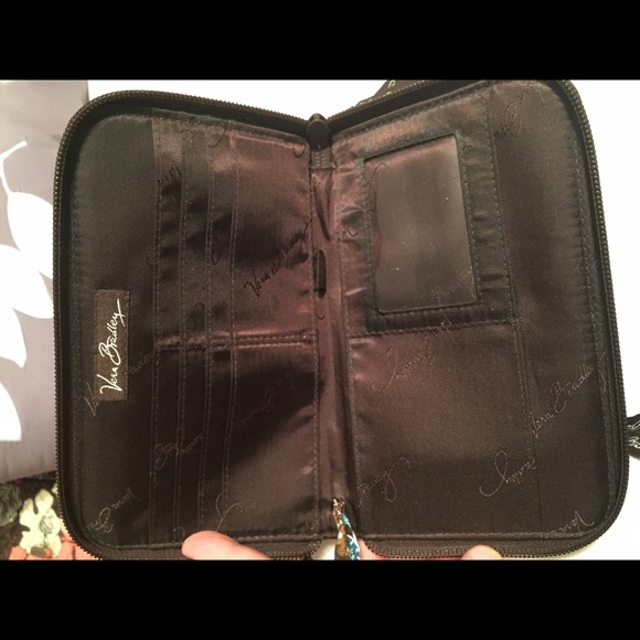 Vera Bradley wallet - Picture 2 of 2