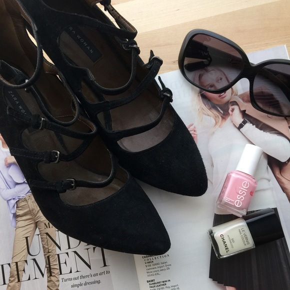 🌸 ZARA Black Strappy Heels 🌸