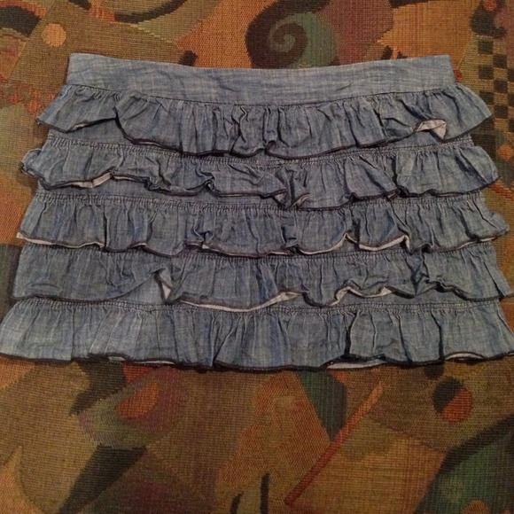 Cute denim skirt