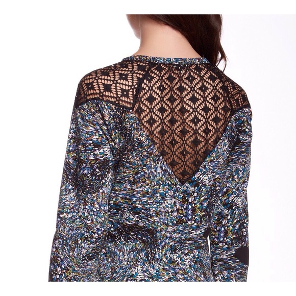 •Mosaic & Crochet Top• - Picture 3 of 3