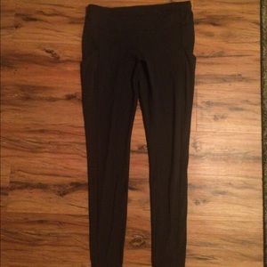 Lululemon yoga pants