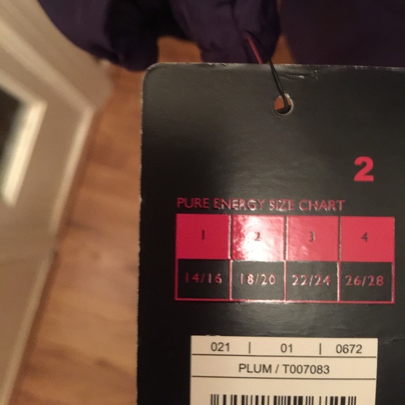 ☀️☀️SUMMER SALE!☀️NWT: Plum-colored Peasant Shirt - Picture 4 of 4