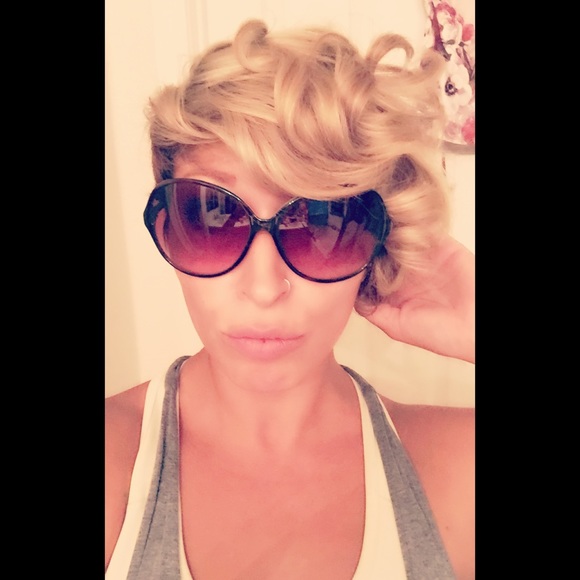 I like Big Shades