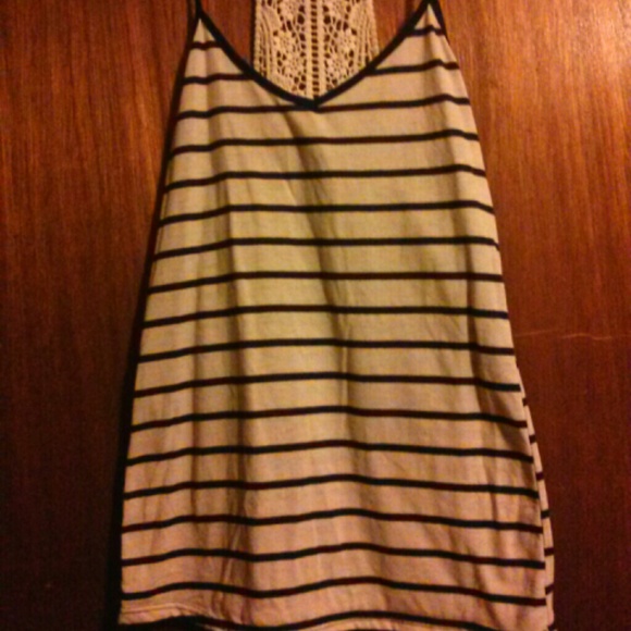 Cute and comfy spaghetti string tank top!