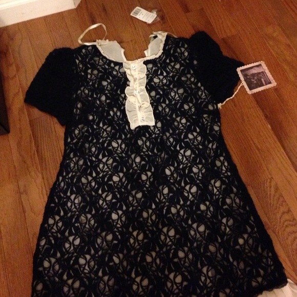 Forever 21 "twelve by twelve" navy dress