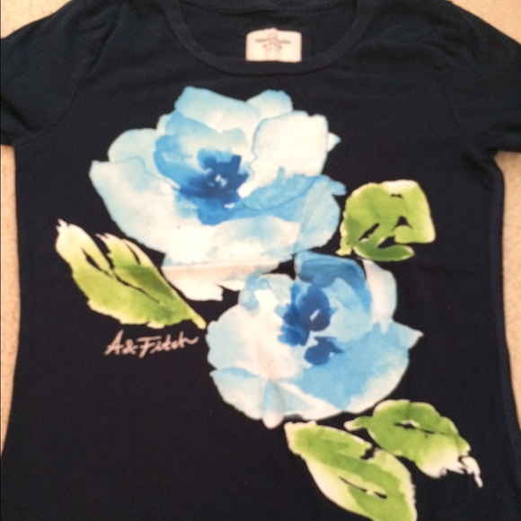 Abercrombie and Fitch t-shirt bundle