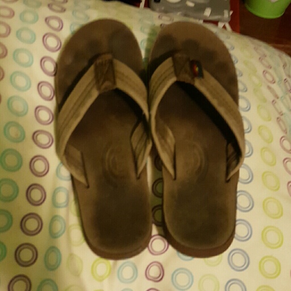 Cute rainbow sandals!