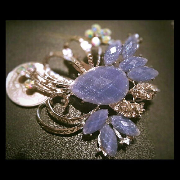 BROOCH PIN