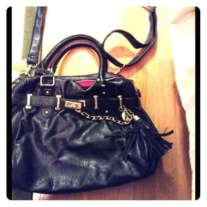 Steve Madden black handbag.