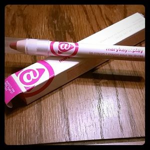 Perfect pink lip crayon