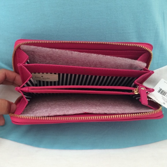 NWT Authentic KATE SPADE Class Nylon Lacey wallet - Picture 2 of 2