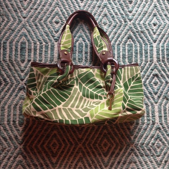 ✖️SOLD✖️Fossil Leaf Print Canvas Purse